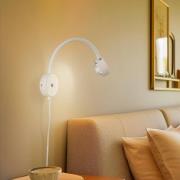 Lindby Wandleuchte Jyla, weiß, Linse, 4.200 K, GX53, Flexarm
