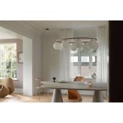 Nuura Wandleuchte Liila 1, Ø 14 cm, IP44, gold/opal