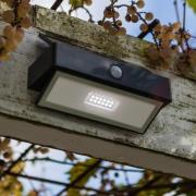 LED-Solar-Außenwandlampe ARROW, dunkelgrau 18 cm Sensor IP44