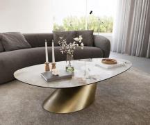 Couchtisch Edge Oval 140x75 cm Keramik Minas Melange Conis Metallic Go...